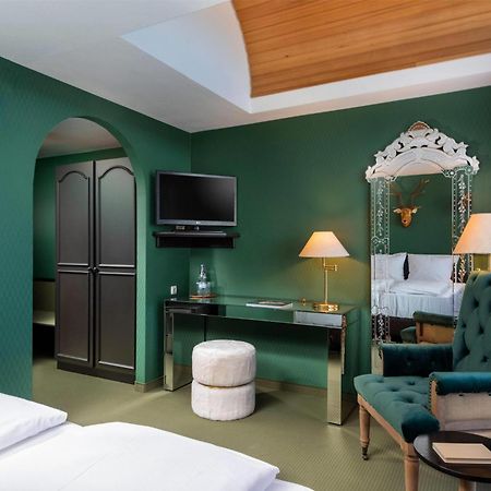 Отель Wyndham Garden Донауэшинген Экстерьер фото